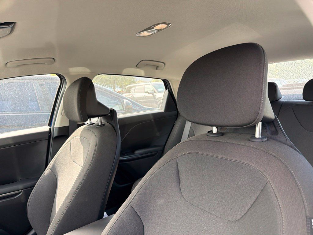 Used 2026 Kia K4 FWD image 20