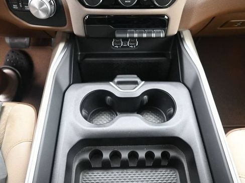 Used 2020 RAM 1500 Laramie AWD/4WD image 30