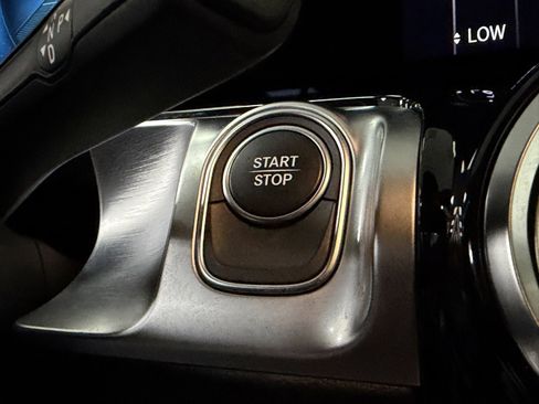 Certified 2023 Mercedes-Benz EQB 300 4MATIC image 30