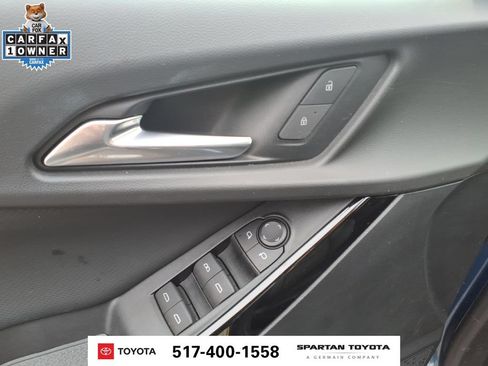 Used 2025 Chevrolet Equinox LT w/ Convenience Package II FWD image 16