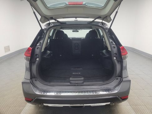 Used 2018 Nissan Rogue S AWD/4WD image 29