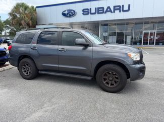 Used 2014 Toyota Sequoia SR5 RWD video 1