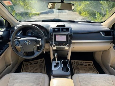 Used 2013 Toyota Camry LE FWD image 20