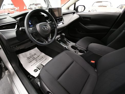 Certified 2024 Toyota Corolla LE image 12