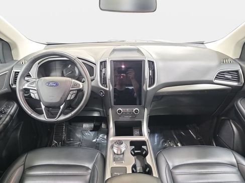 Certified 2024 Ford Edge SEL AWD/4WD image 9