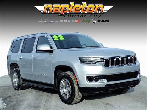 Used 2022 Jeep Wagoneer Series I image 1