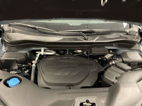 Used 2025 Honda Ridgeline Sport image 25