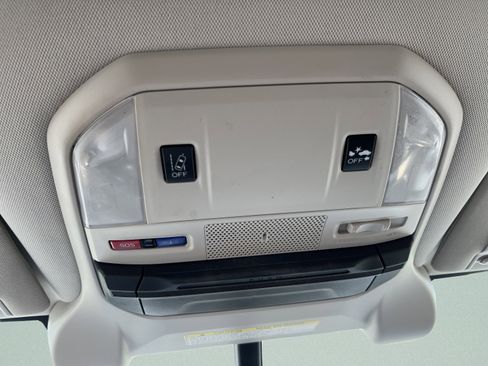 Used 2022 Subaru Ascent Premium w/ Convenience Package image 42