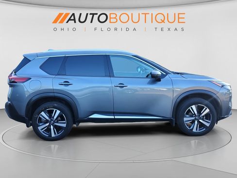 Used 2023 Nissan Rogue SL FWD image 6