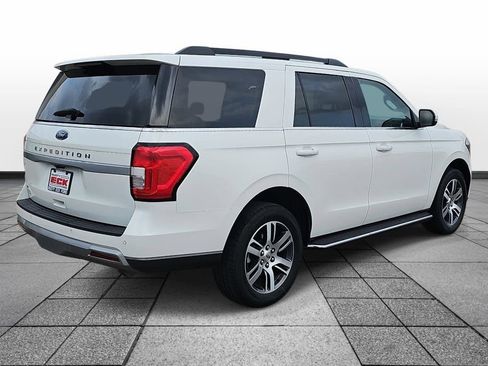 Used 2022 Ford Expedition XLT RWD image 5