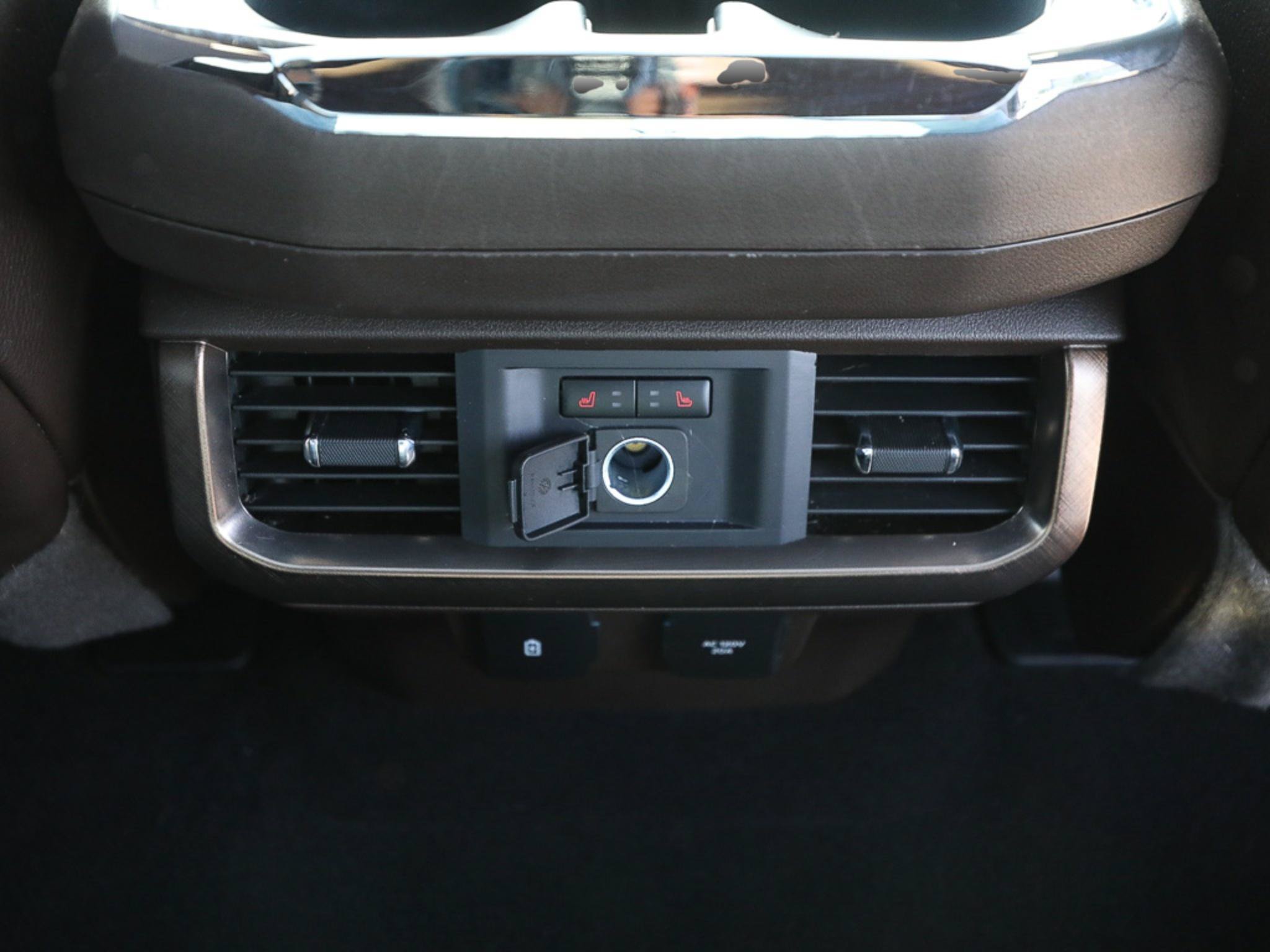 Certified 2024 Ford F150 King Ranch AWD/4WD image 24