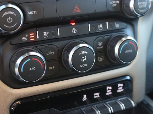 Used 2022 RAM 1500 Laramie image 29