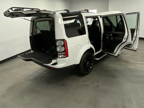 Used 2016 Land Rover LR4 HSE AWD/4WD image 51