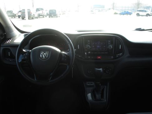 Used 2018 RAM ProMaster City Tradesman image 12