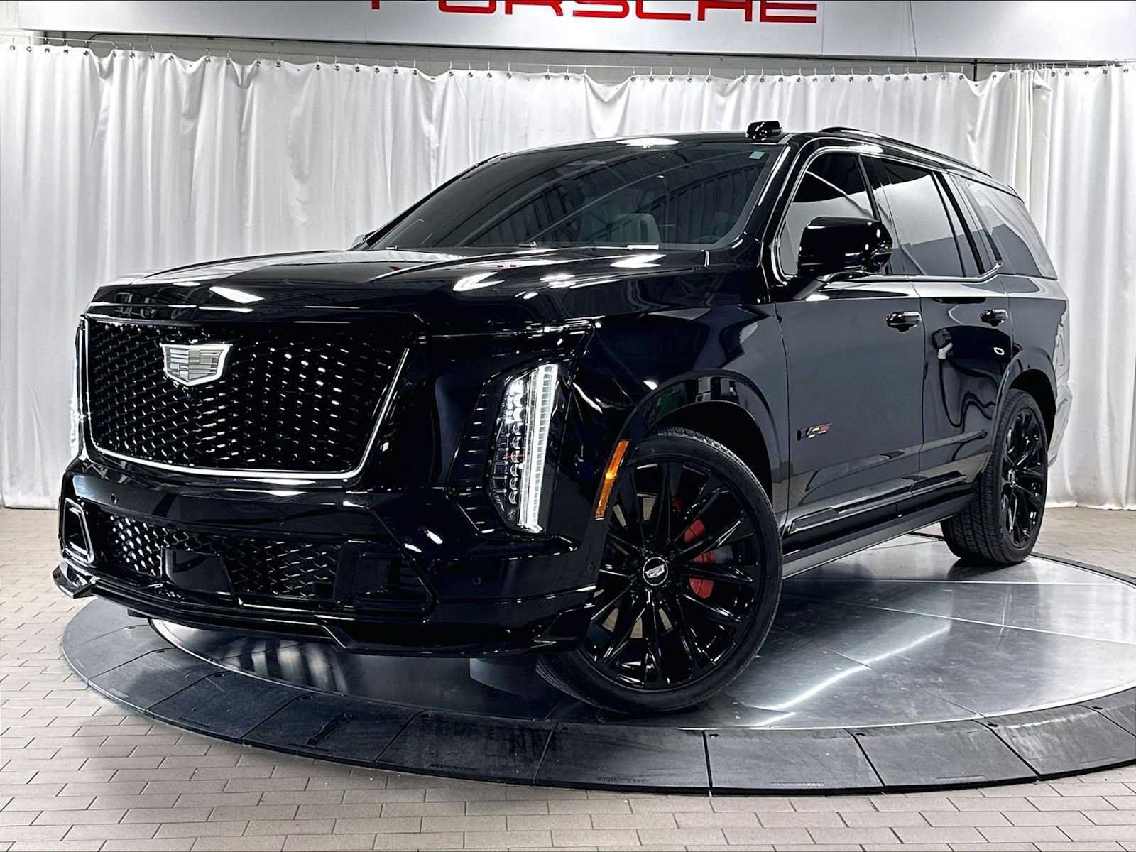 Used 2025 Cadillac Escalade V AWD/4WD image 1