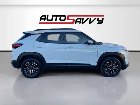 Used 2024 Chevrolet TrailBlazer ACTIV w/ Convenience Package image 8