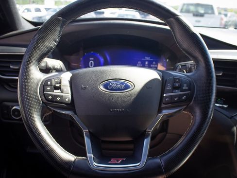 Used 2020 Ford Explorer ST AWD/4WD image 12