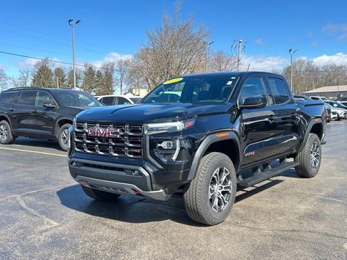Certified 2023 GMC Canyon AT4 w/ AT4 Premium Package image 5