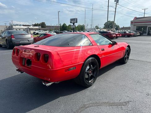 Used 1994 Chevrolet Corvette Coupe RWD image 5