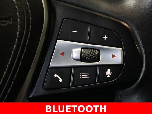 Used 2022 BMW X6 xDrive40i w/ Parking Assistance Package image 18