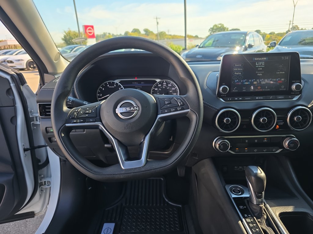 Used 2025 Nissan Sentra SV w/ Trunk Package FWD image 22