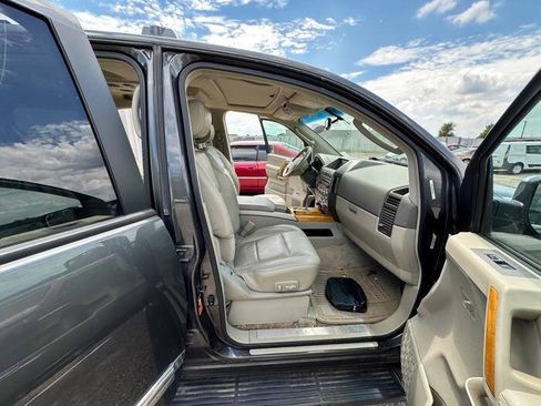 Used 2005 INFINITI QX56 4WD image 29