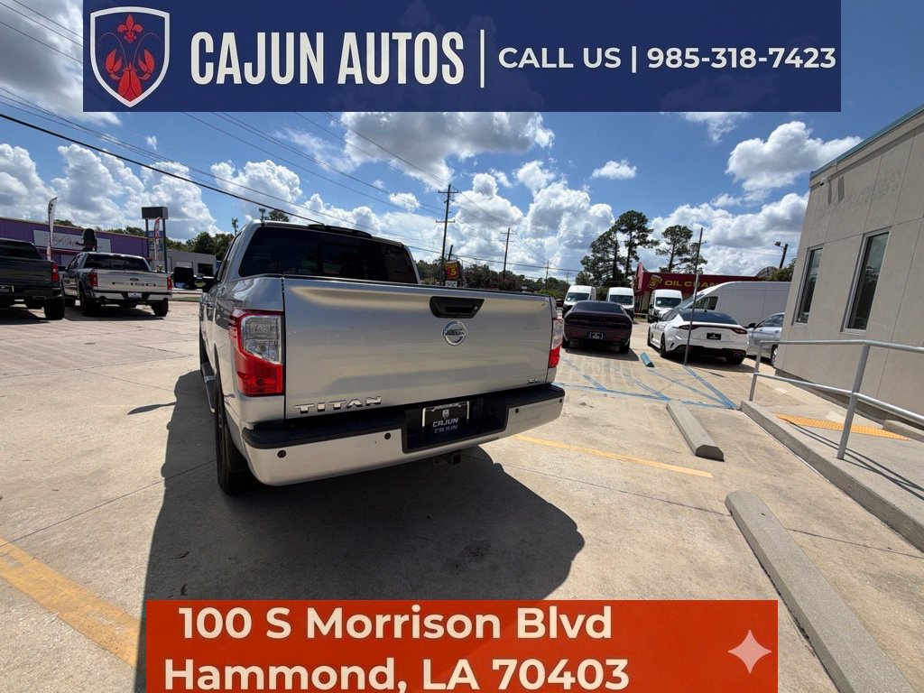 Used 2017 Nissan Titan SL w/ SL Towing Convenience Package RWD image 15