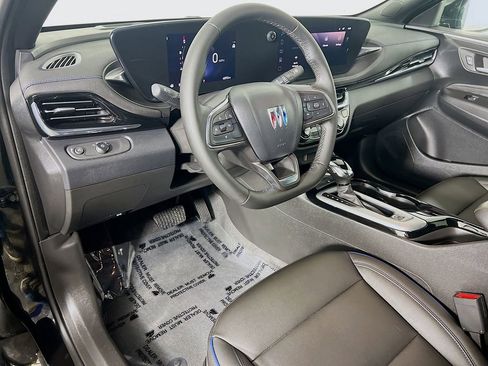 Used 2026 Buick Envista Sport Touring w/ Convenience II Package FWD image 9