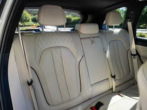 Used 2024 BMW X5 xDrive50e w/ Premium Package AWD/4WD image 39