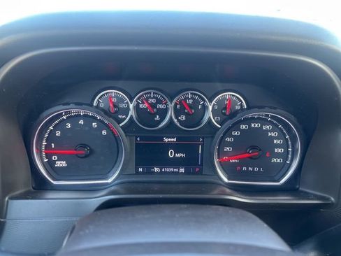 Used 2021 Chevrolet Silverado 2500 LT w/ Convenience Package image 20