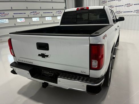 Used 2018 Chevrolet Silverado 1500 LTZ w/ Sport Package AWD/4WD image 8