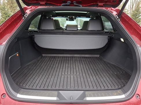 New 2024 Toyota Venza Limited AWD/4WD image 29