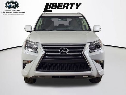 Used 2018 Lexus GX 460 Premium w/ Premium Package image 8