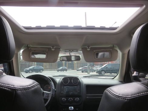 Used 2016 Jeep Patriot High Altitude AWD/4WD image 13