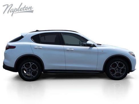 Used 2023 Alfa Romeo Stelvio Ti w/ Active Assist Plus Package AWD/4WD image 7