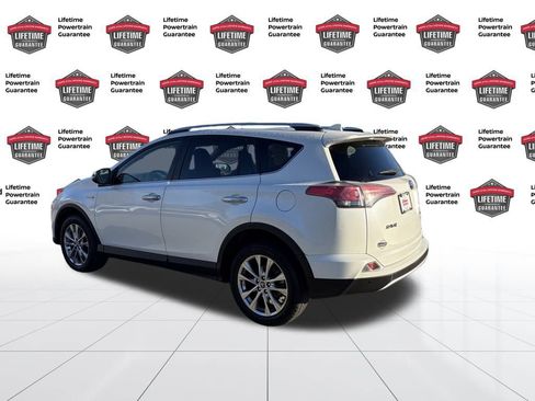 Used 2016 Toyota RAV4 Limited image 3