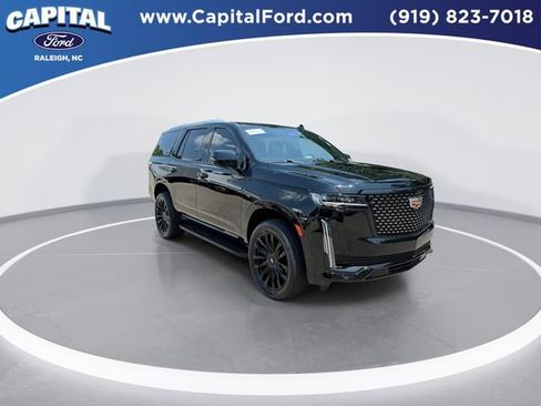 Used 2023 Cadillac Escalade Premium Luxury AWD/4WD image 2