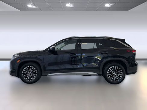 New 2026 Volkswagen Tiguan S FWD image 2