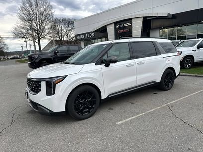 New 2026 Kia Carnival SX w/ SX Dark Edition Package