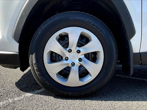 Used 2023 Toyota RAV4 LE image 9