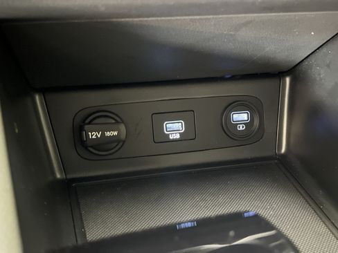 Used 2023 Hyundai Sonata SE w/ Preferred Accessory Package FWD image 29