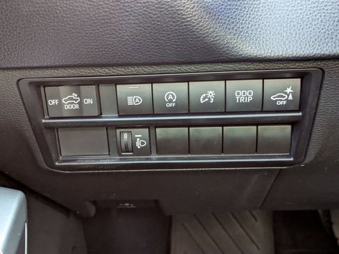 Used 2023 Toyota Tundra SR5 w/ SR5 Convenience Package image 22