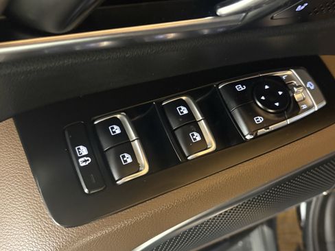 Used 2020 Kia Telluride SX w/ SX Prestige Package image 35