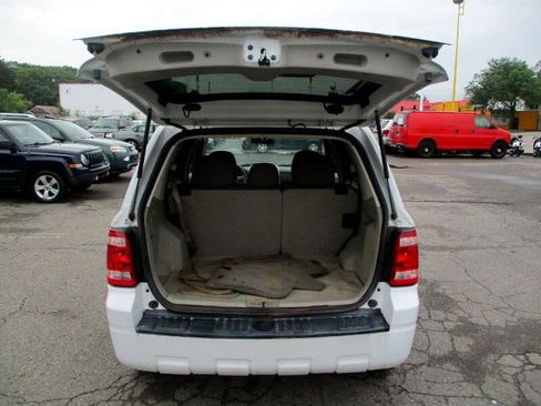 Used 2012 Ford Escape XLS image 6