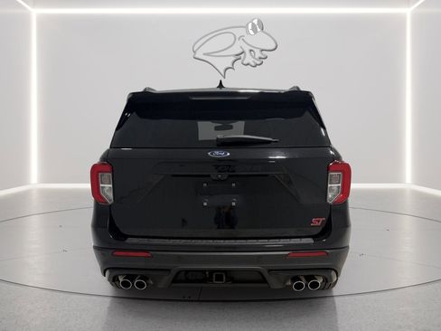Used 2020 Ford Explorer ST w/ ST Street Pack image 5