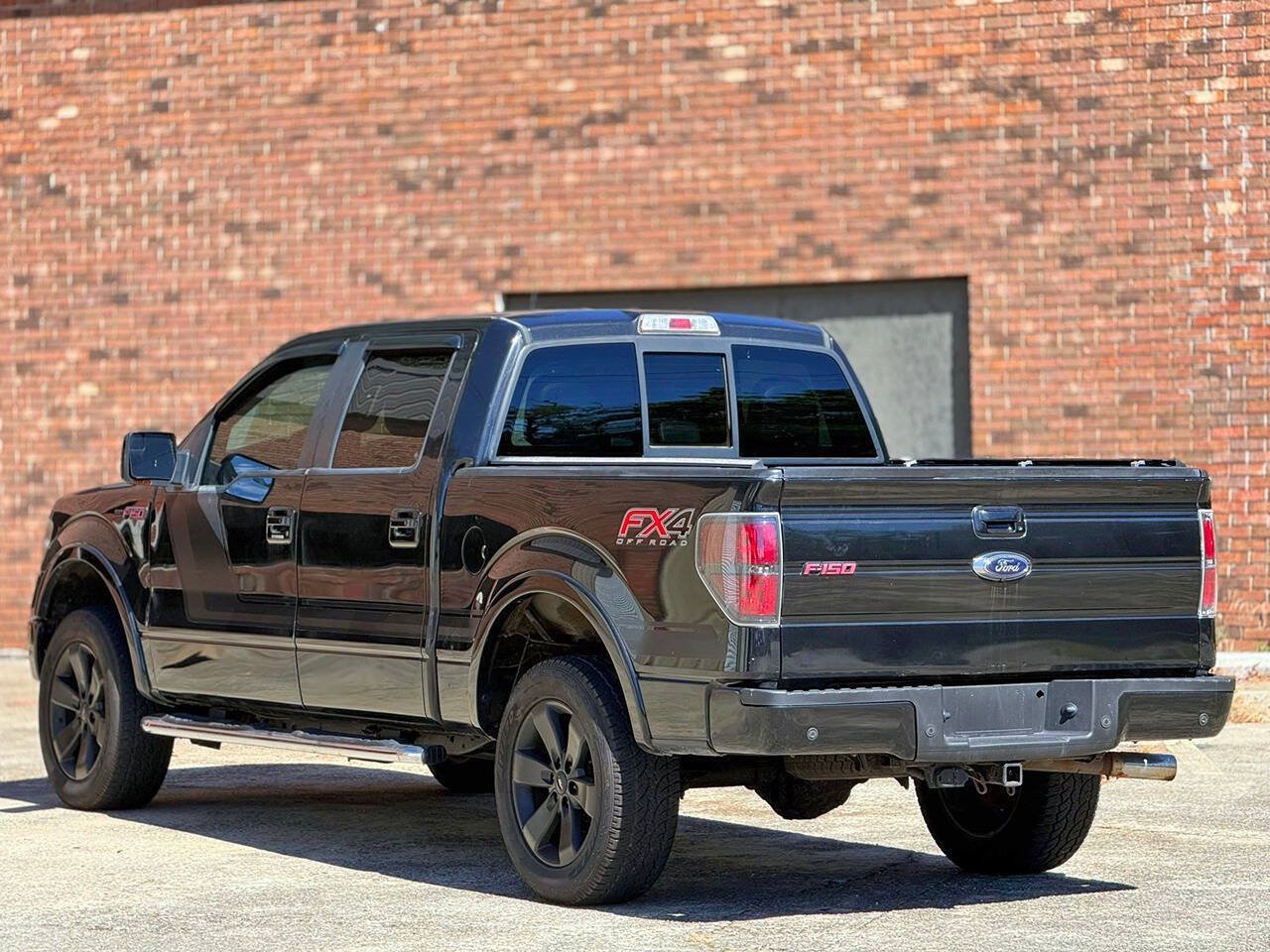 Used 2014 Ford F150 FX4 w/ FX Appearance Package AWD/4WD image 8