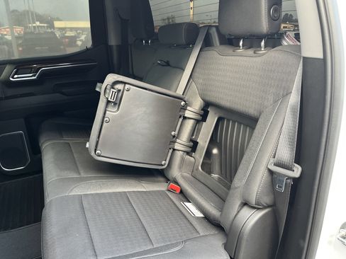 Used 2023 GMC Sierra 1500 Elevation image 13