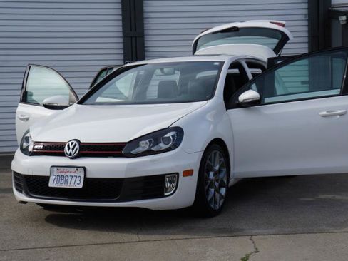 Used 2013 Volkswagen GTI Driver's Edition image 26