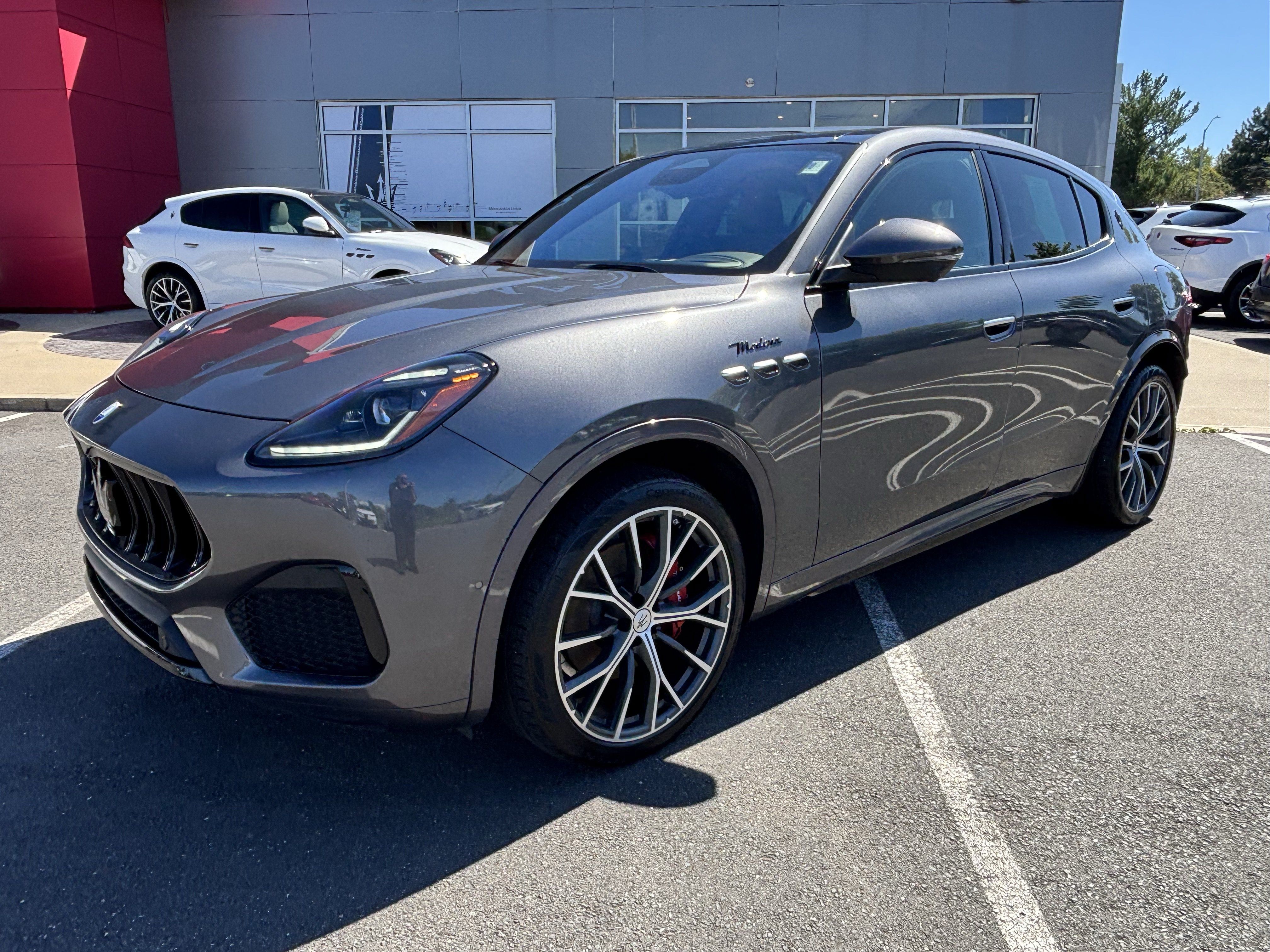 Used 2023 Maserati Grecale Folgore AWD/4WD image 3