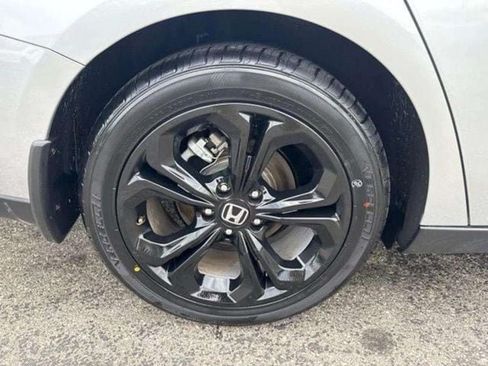 Used 2025 Honda Accord LX image 12